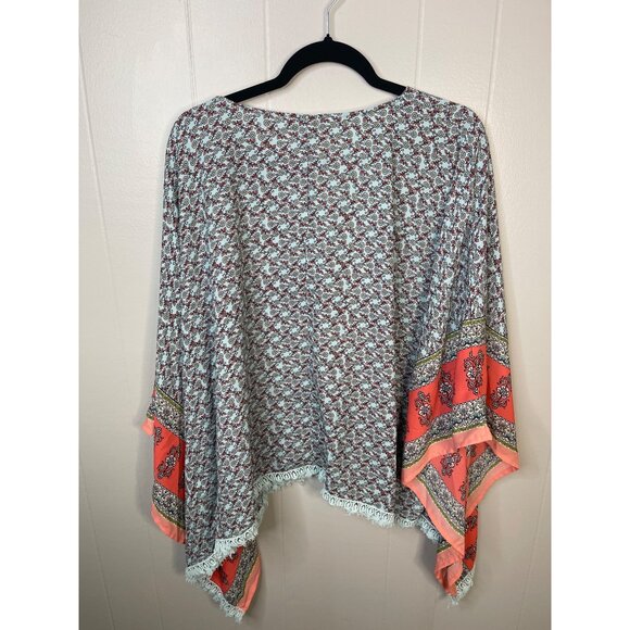 Dances & Marvel Floral Print Poncho Top S 100% Polyester - Picture 2 of 4